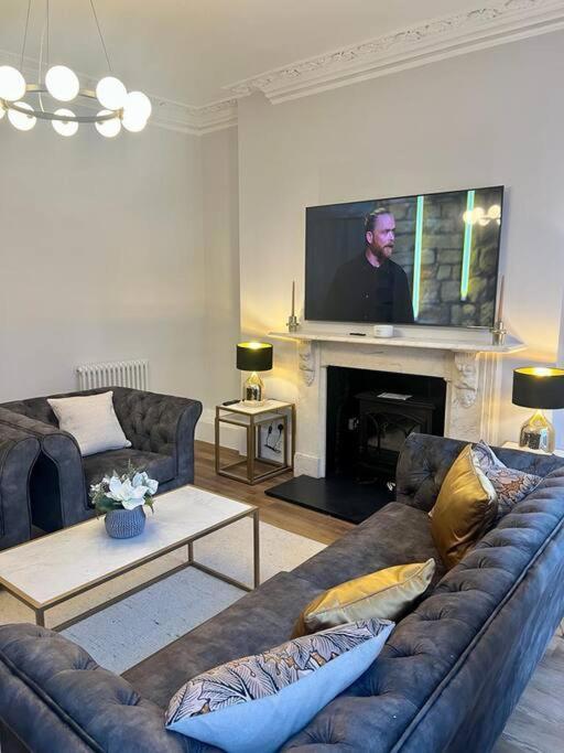 Апартаменти Flat In The Heart Of Holland Park Лондон Екстер'єр фото